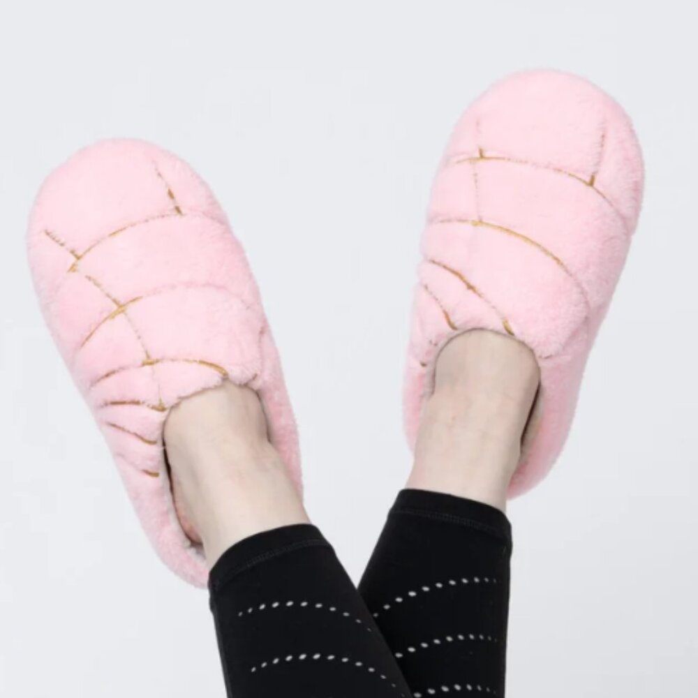 Mexistuff.com Concha Pantuflas Size S/M New in Package